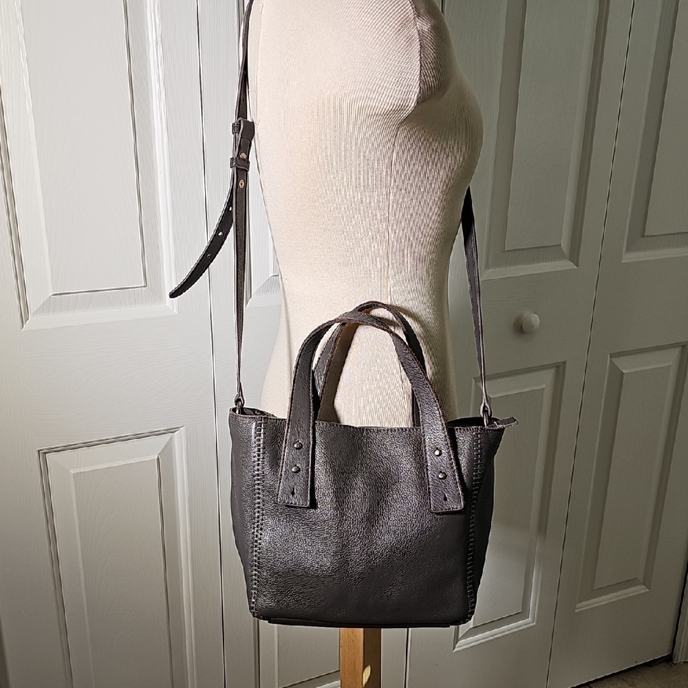Elegantthe Sak Gray Leather Tote Bag. Crossbody With Handles